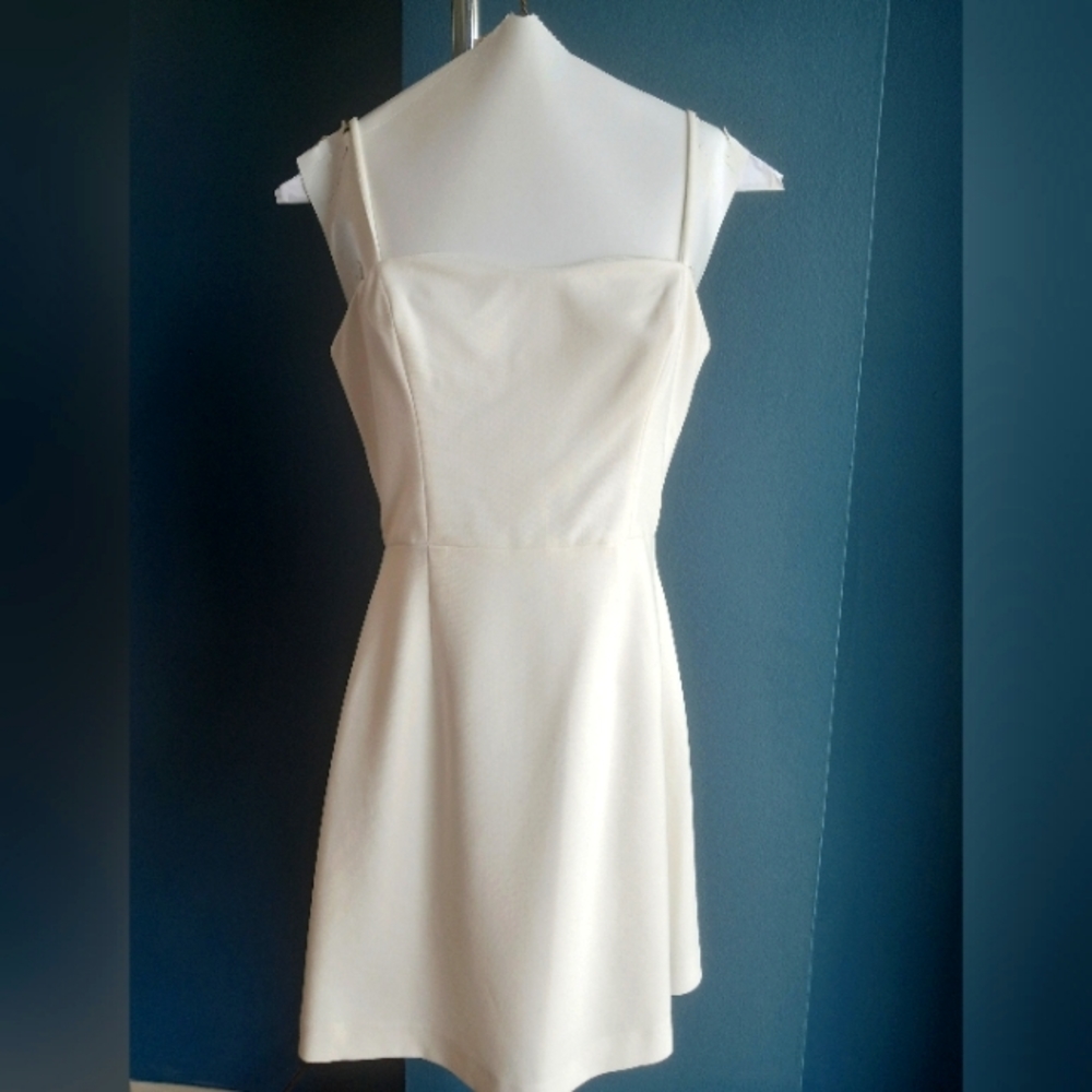 Mini french connection dress in white